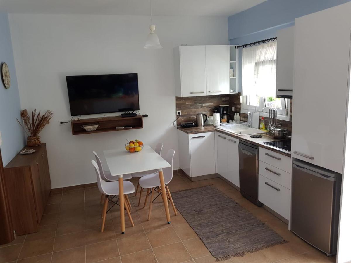 Apartamenty Rodzinne Kamena Vourla Exterior foto